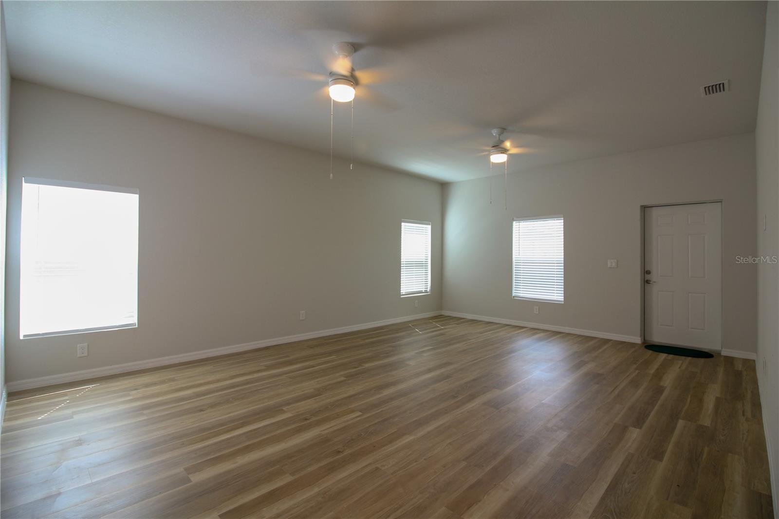 Image 2 of 21 For 1510 Las Villas Boulevard