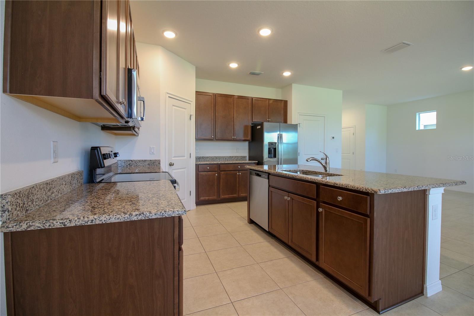 Image 11 of 40 For 6524 Great Bear Drive Boulevard