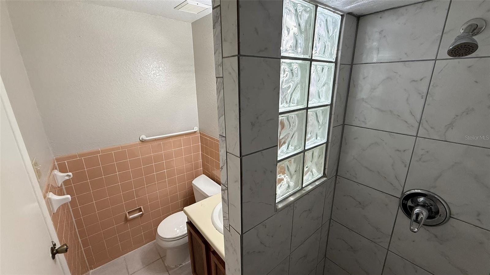 Image 18 of 32 For 3100 Abaco Street