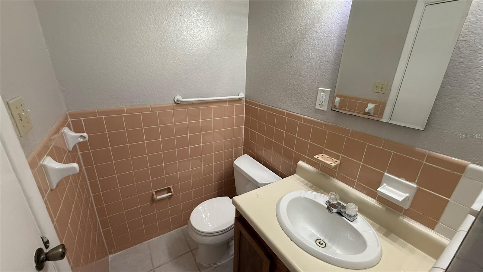 Image 19 of 32 For 3100 Abaco Street