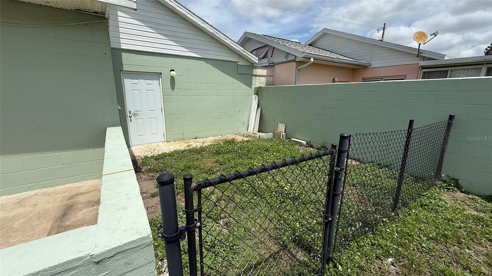 Image 26 of 32 For 3100 Abaco Street