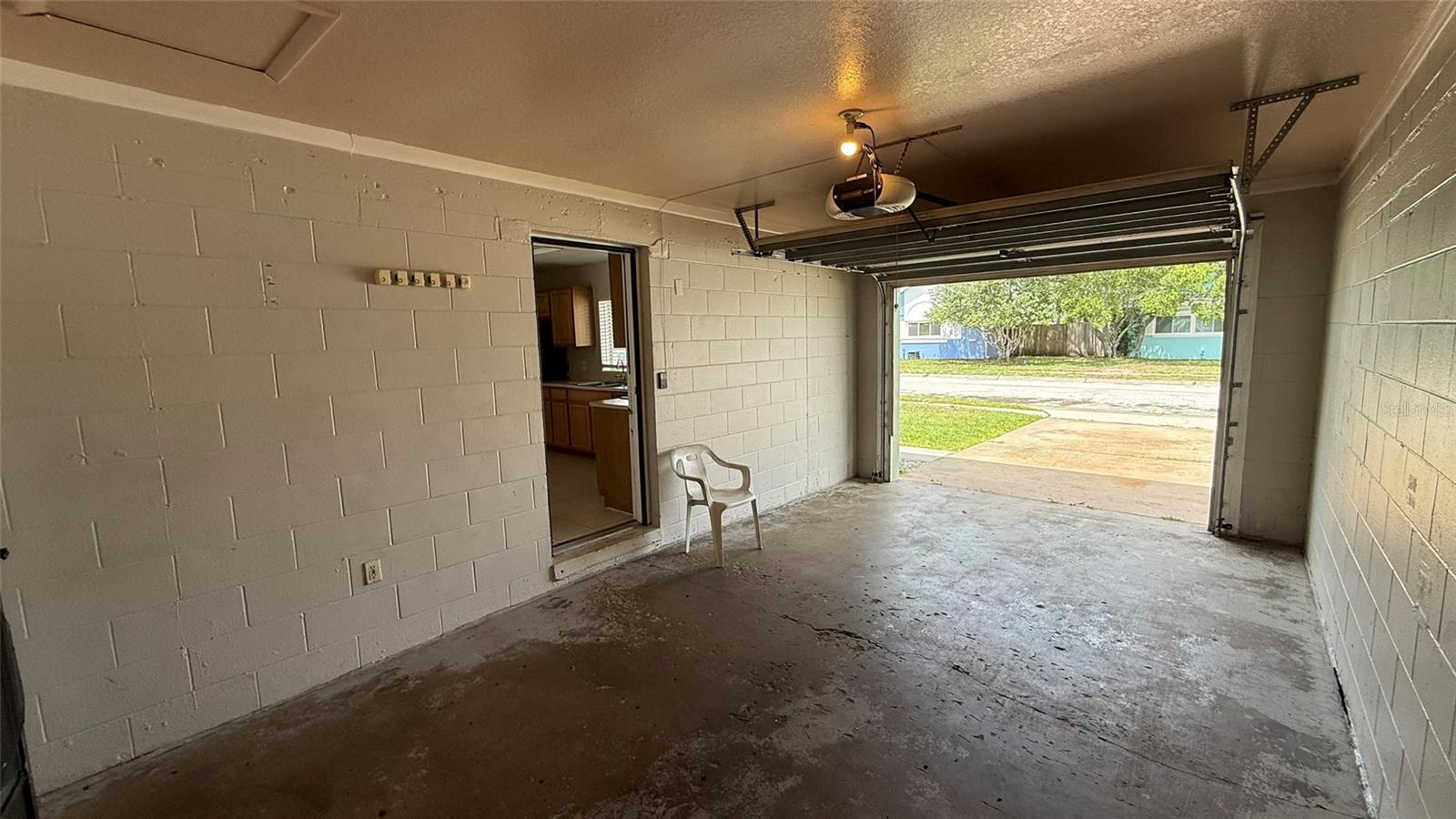 Image 31 of 32 For 3100 Abaco Street