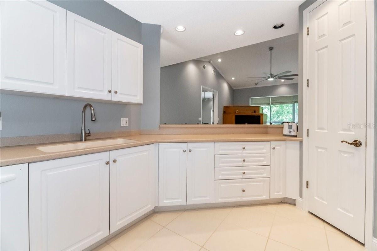 Image 14 of 69 For 3608 54th Drive W 202