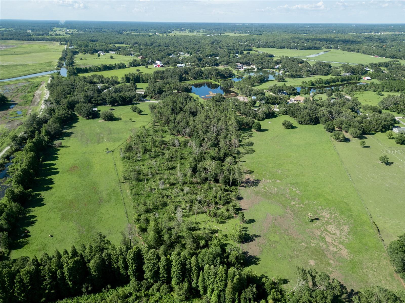 Image 6 of 15 For 922 Giant Oak Road