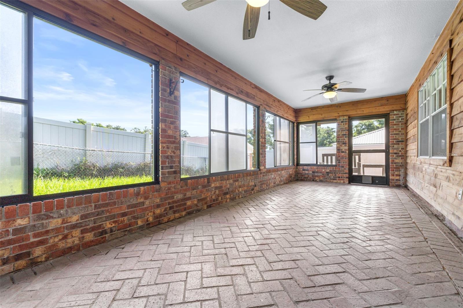 Image 26 of 38 For 4605 Kimball Court W