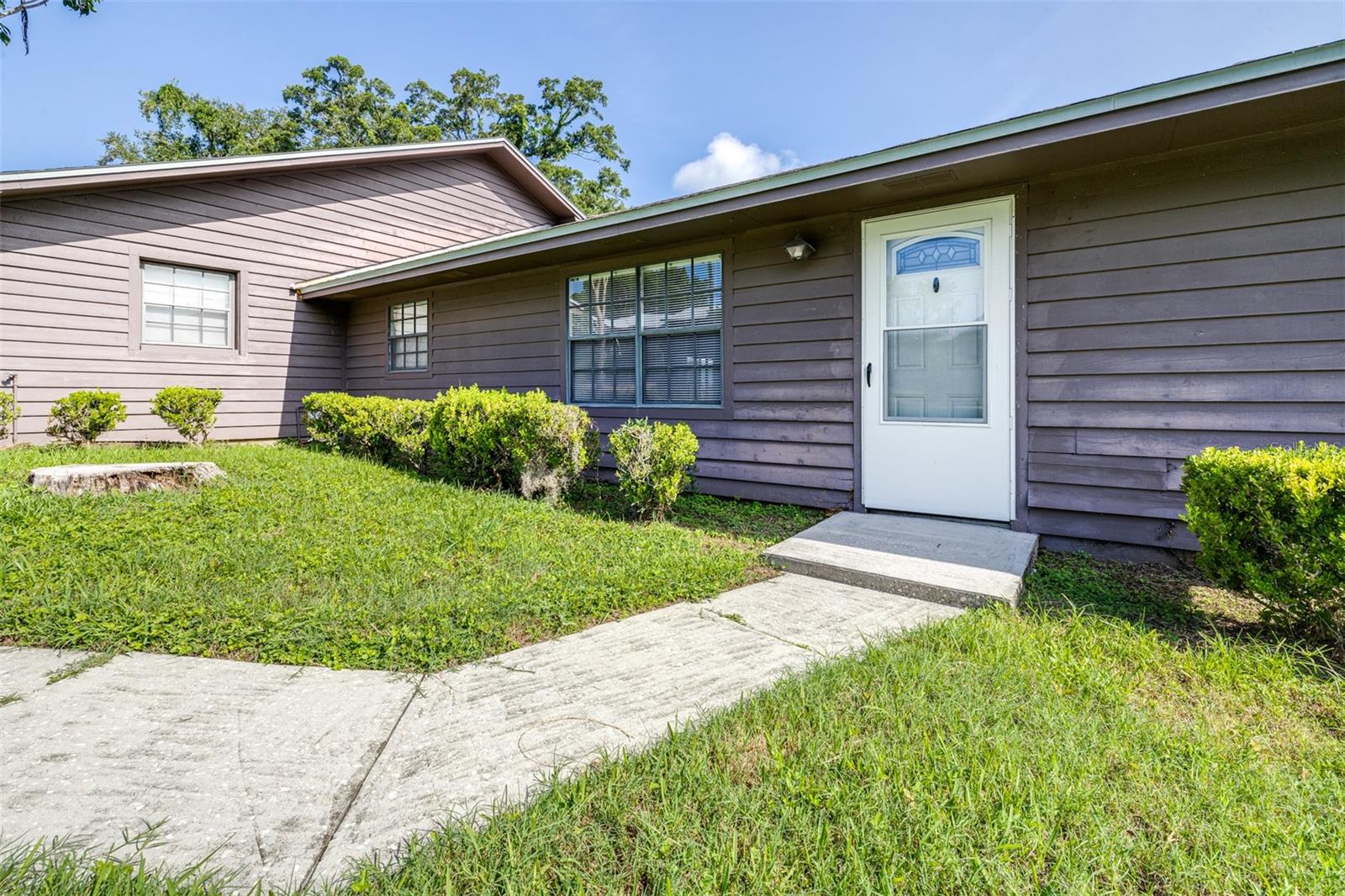 Image 3 of 38 For 4605 Kimball Court W