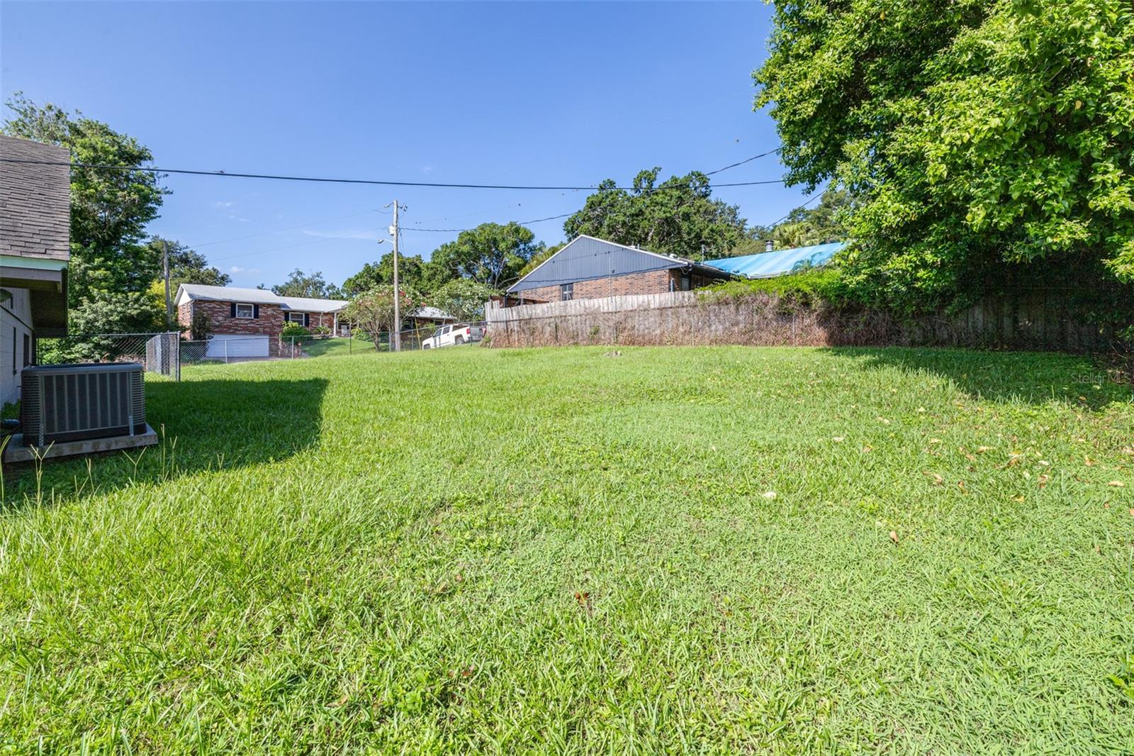 Image 33 of 38 For 4605 Kimball Court W