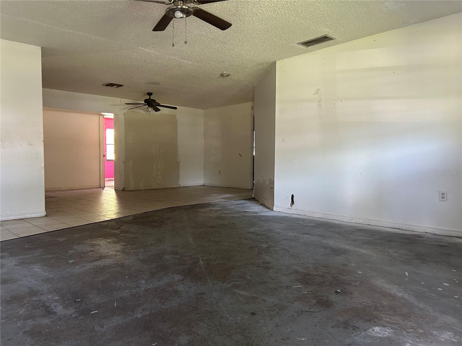 Image 3 of 25 For 2250 Maple Hill Drive
