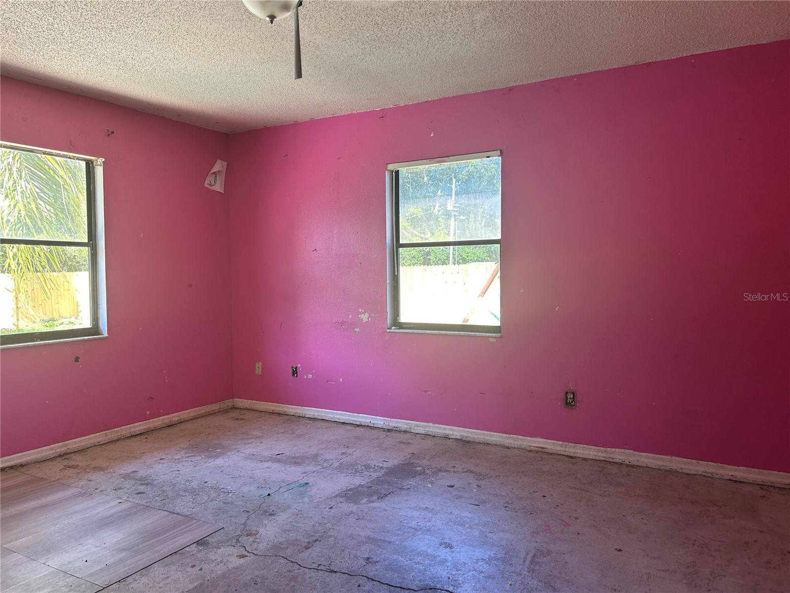 Image 4 of 25 For 2250 Maple Hill Drive