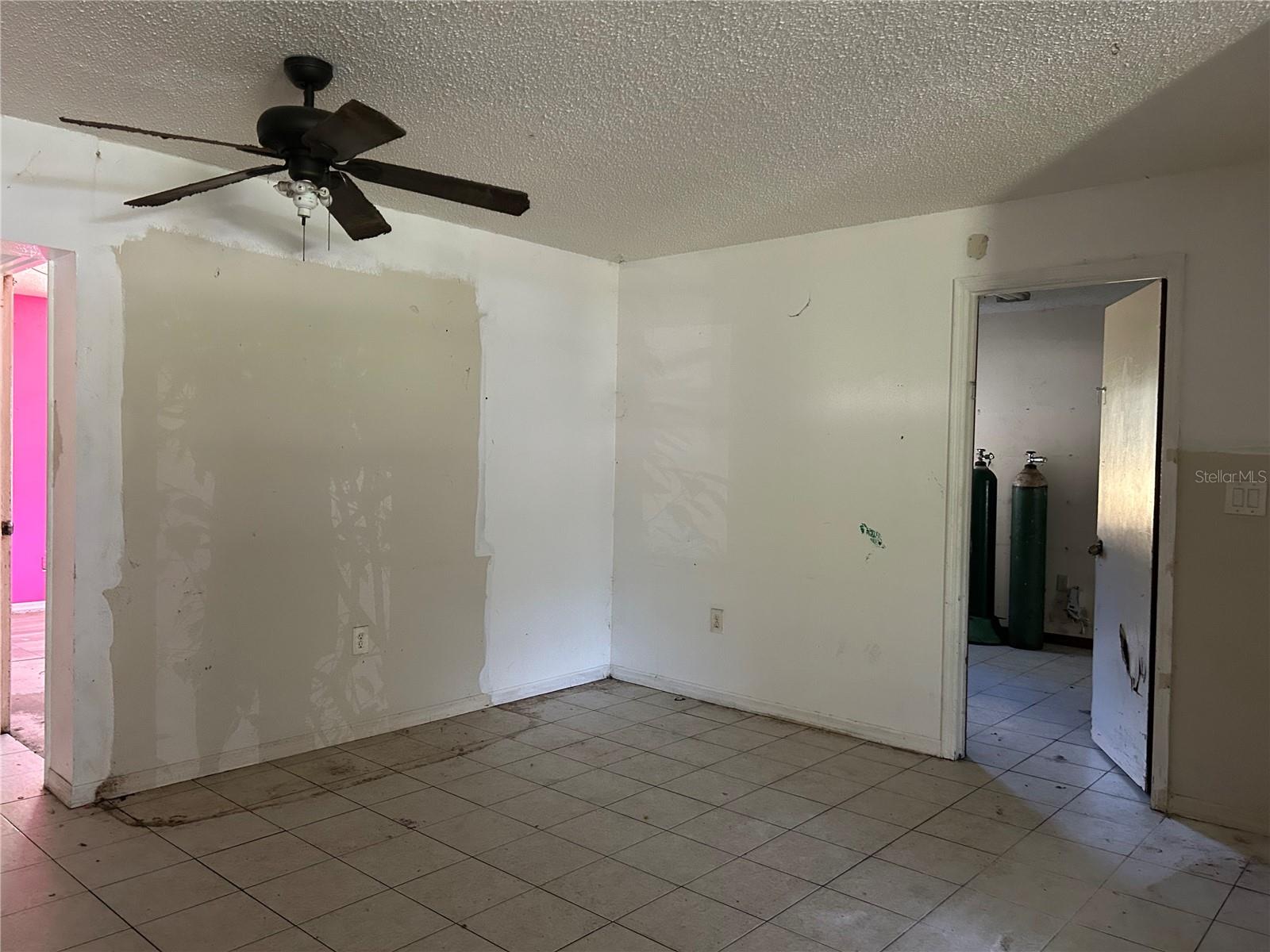 Image 6 of 25 For 2250 Maple Hill Drive