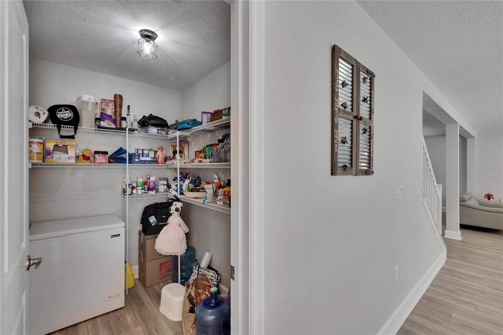 Image 21 of 58 For 7116 Cruz Court