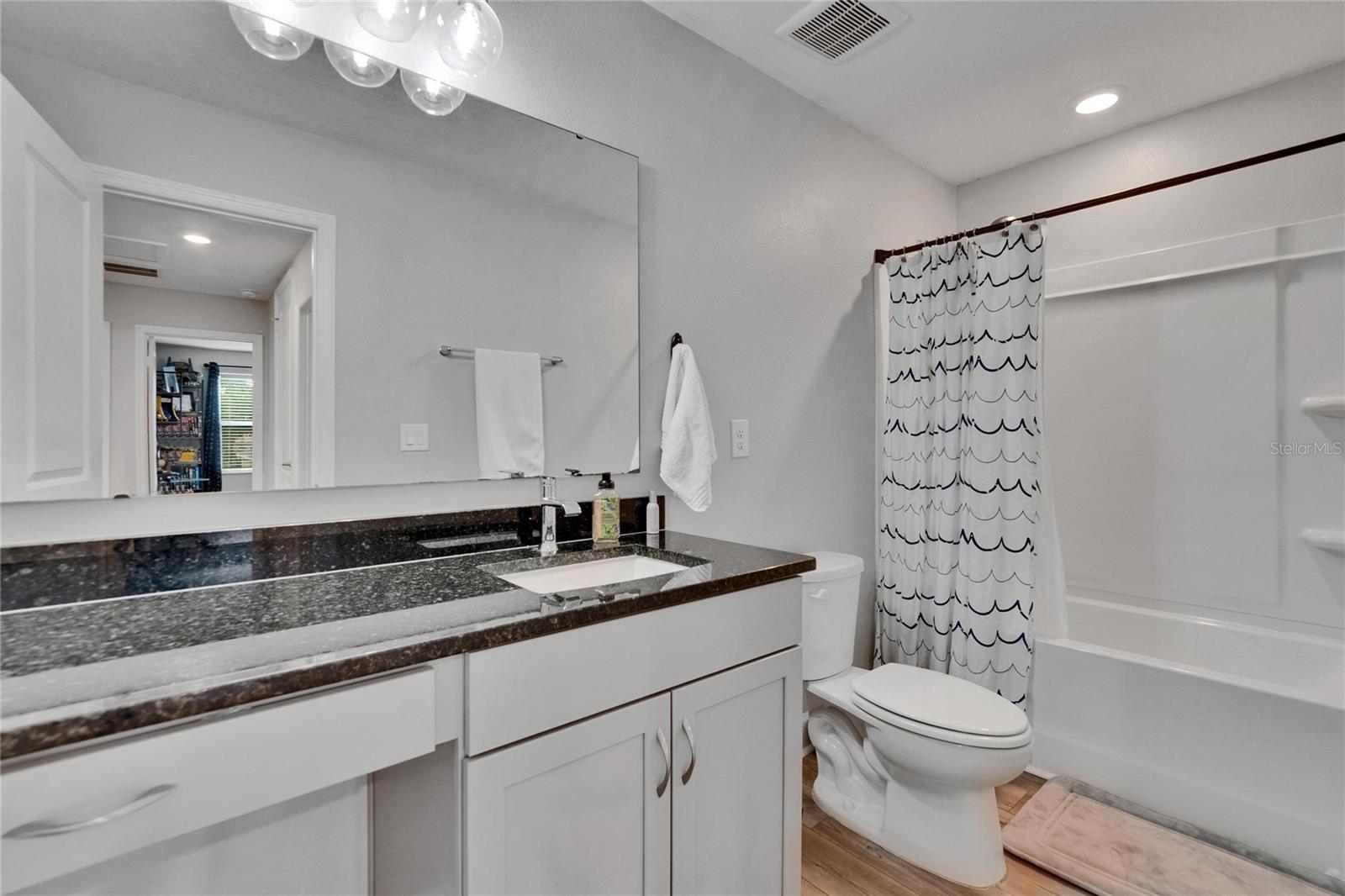 Image 38 of 58 For 7116 Cruz Court