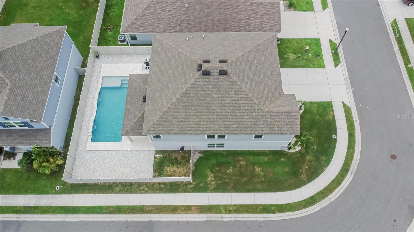 Image 52 of 58 For 7116 Cruz Court