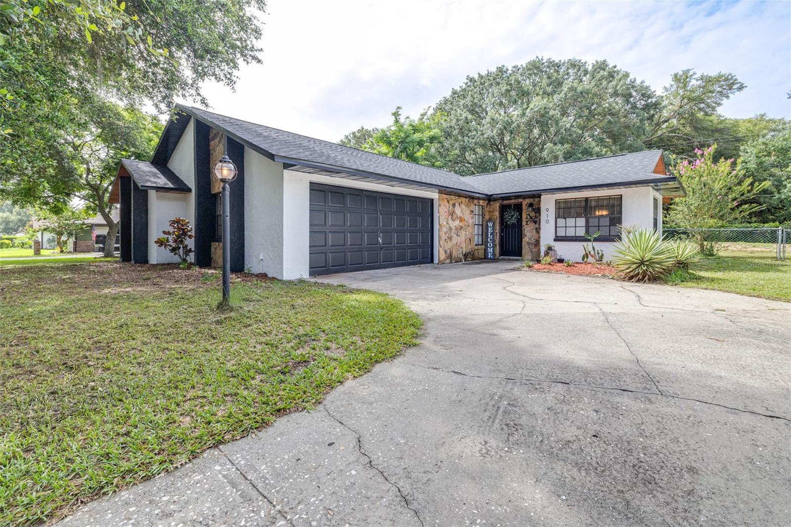 Details for 910 Van Drive, AUBURNDALE, FL 33823