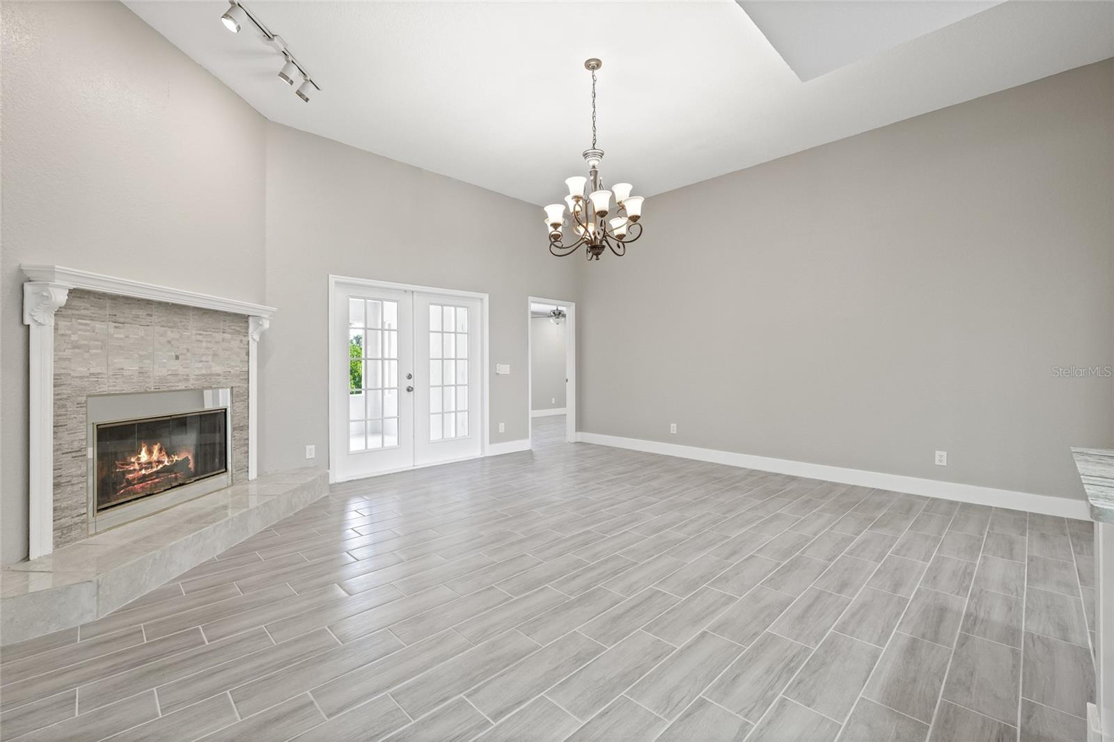 Image 11 of 57 For 1102 Berkley Lane