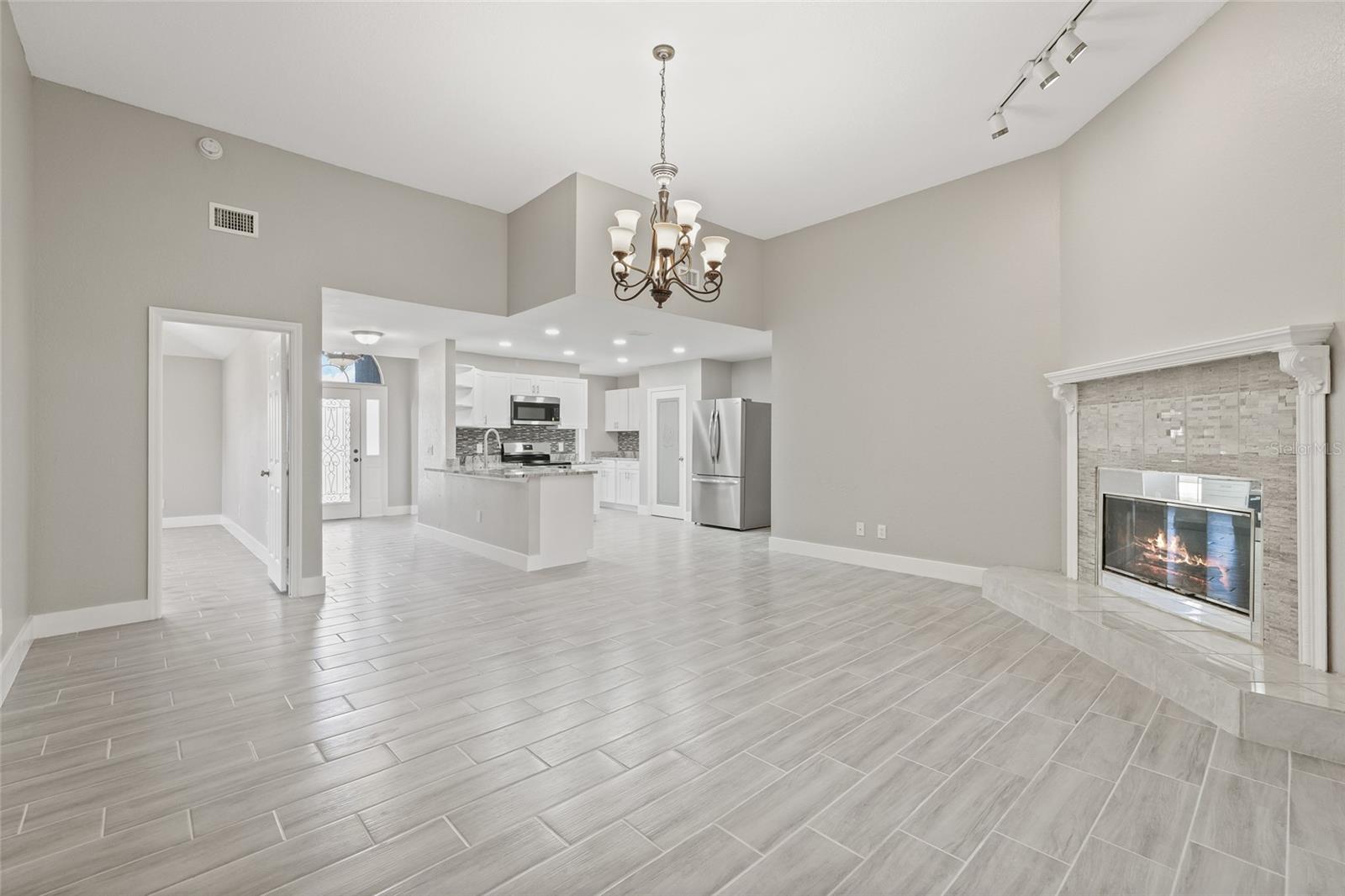 Image 12 of 57 For 1102 Berkley Lane