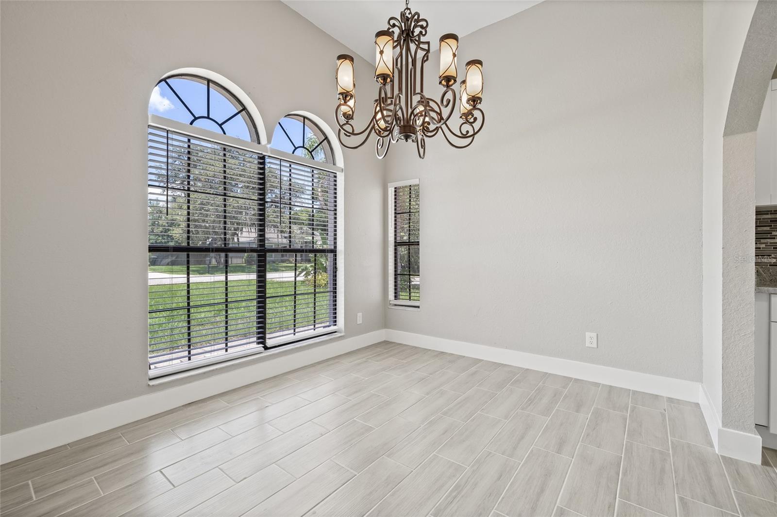 Image 21 of 57 For 1102 Berkley Lane