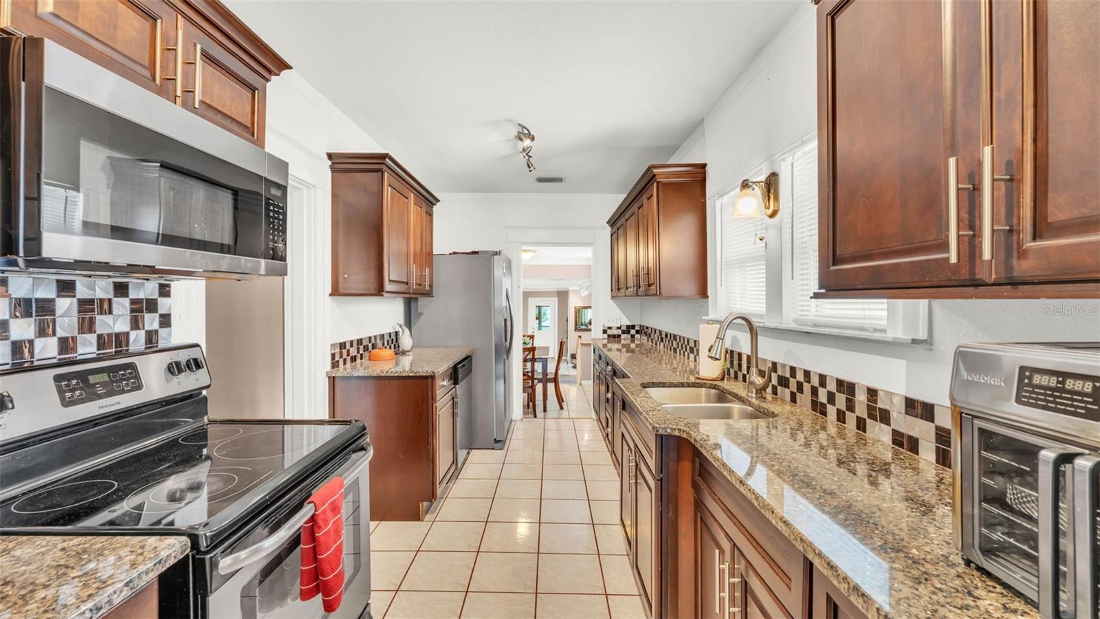 Image 12 of 43 For 236 Seminole Avenue