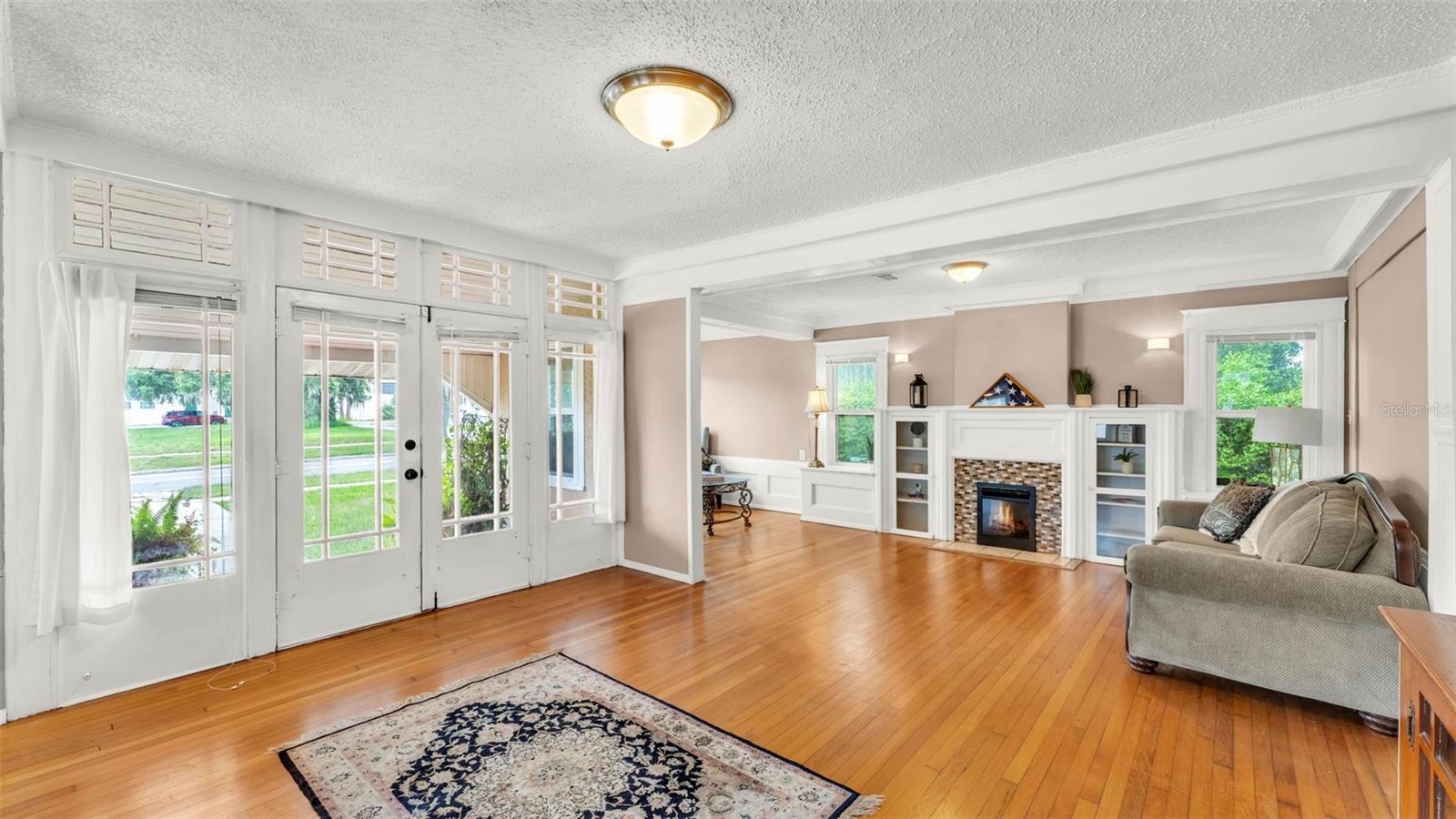 Image 2 of 43 For 236 Seminole Avenue