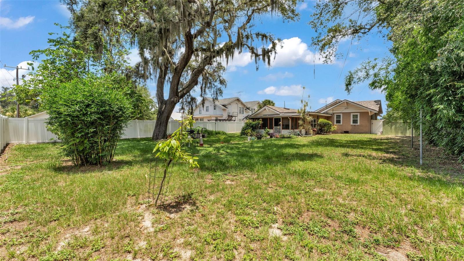 Image 38 of 43 For 236 Seminole Avenue