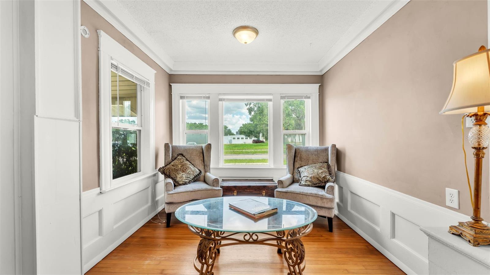 Image 5 of 43 For 236 Seminole Avenue