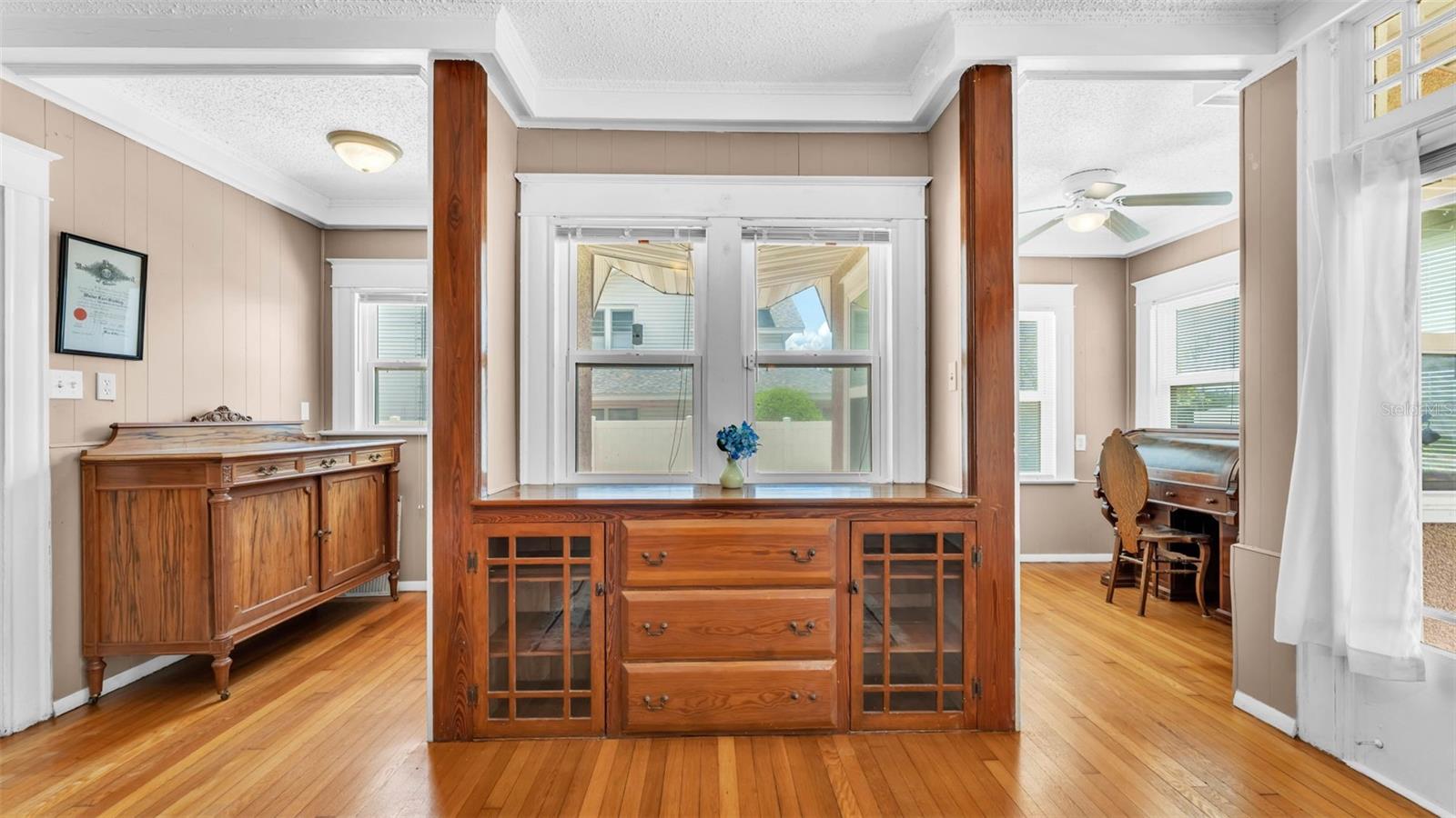 Image 7 of 43 For 236 Seminole Avenue
