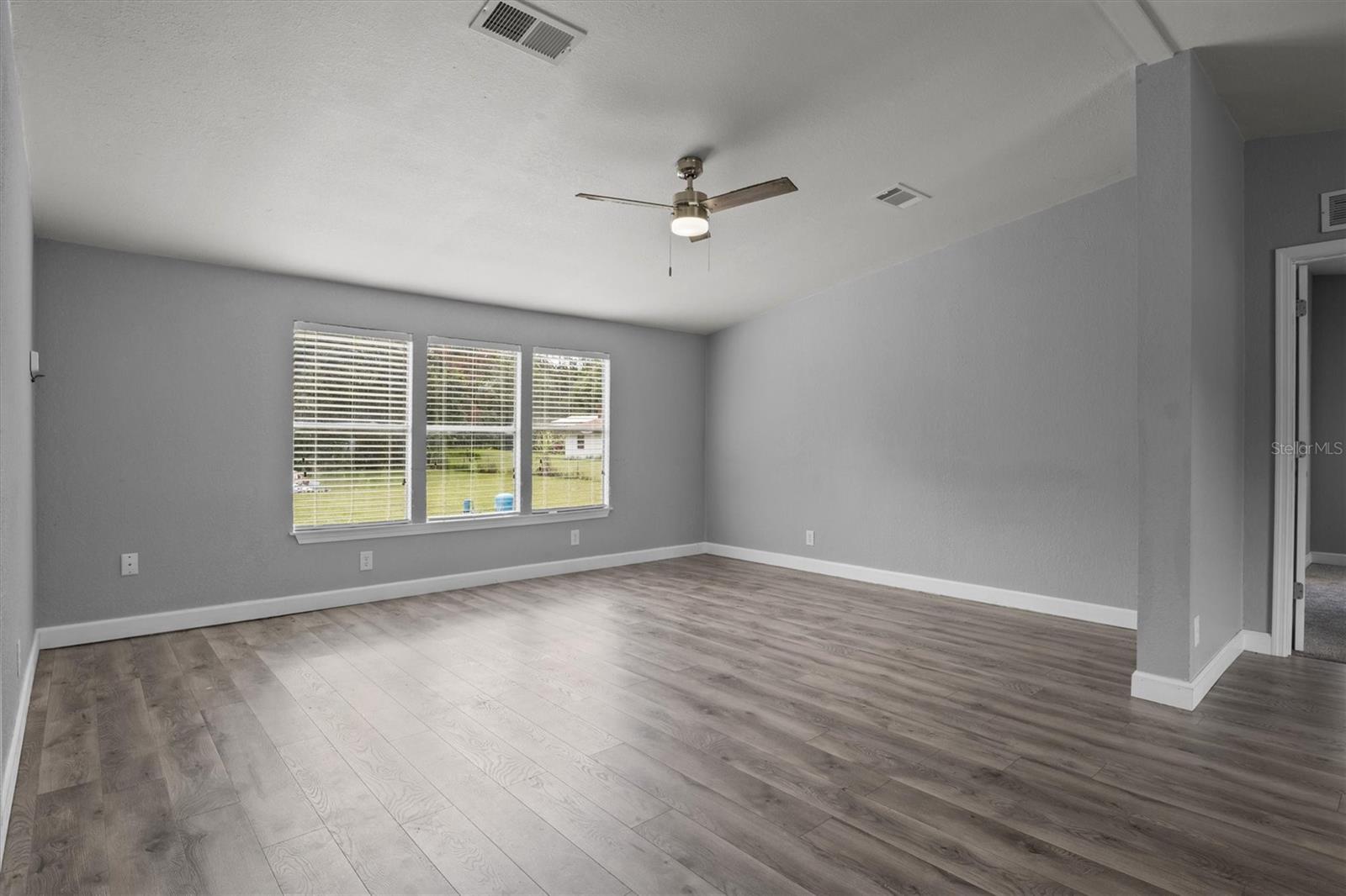 Image 10 of 40 For 4485 Berkley Road