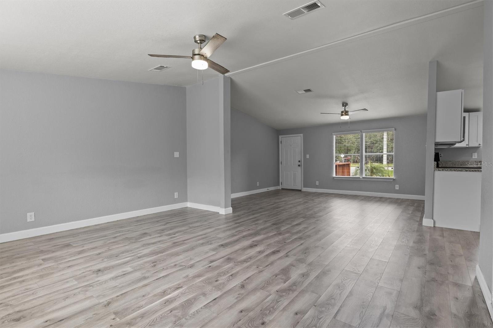 Image 11 of 40 For 4485 Berkley Road