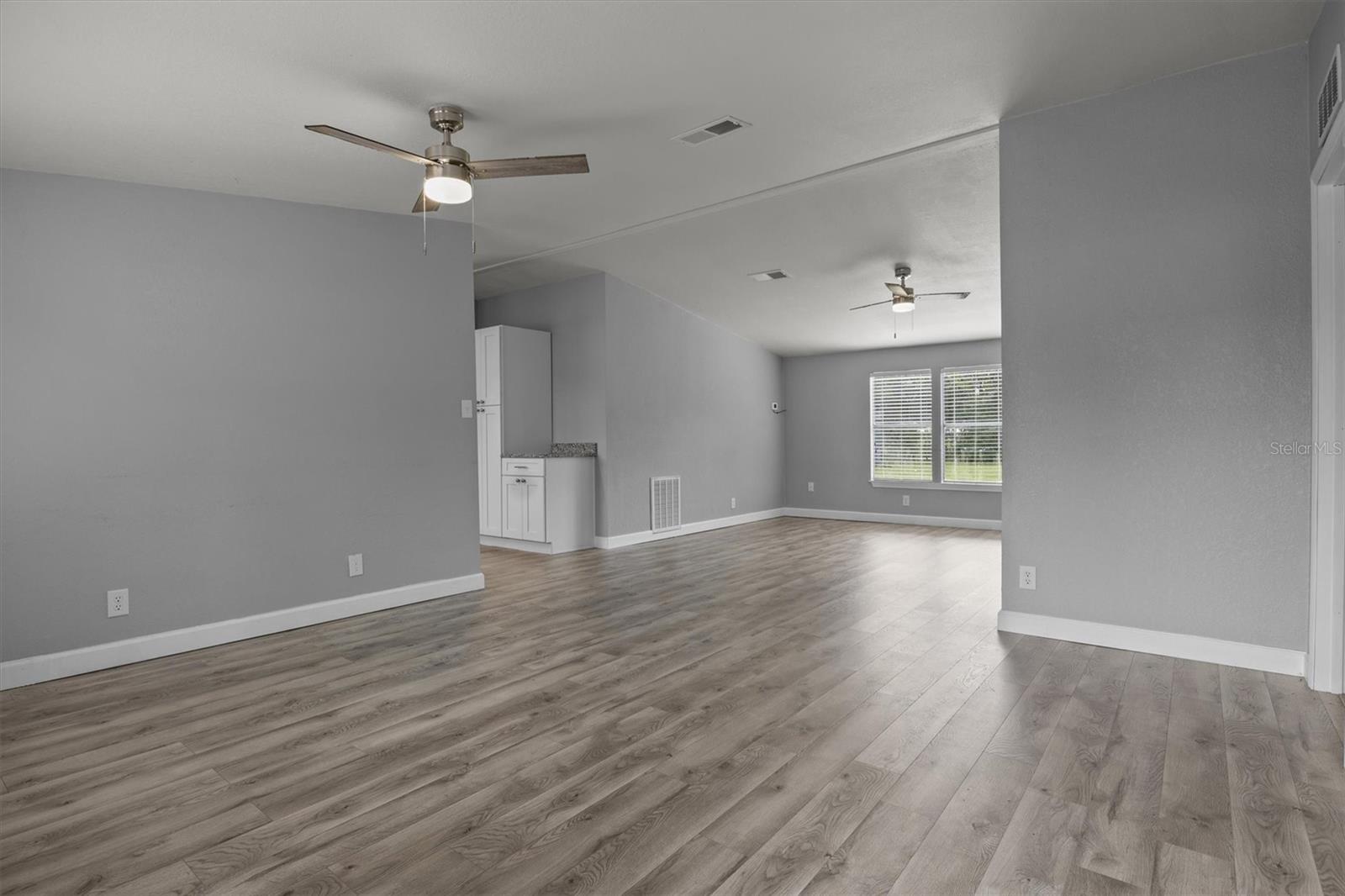 Image 7 of 40 For 4485 Berkley Road