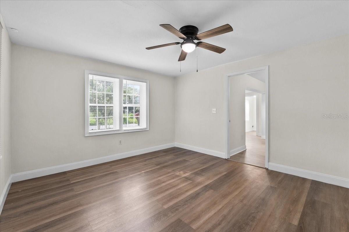 Image 36 of 58 For 405 7th Avenue