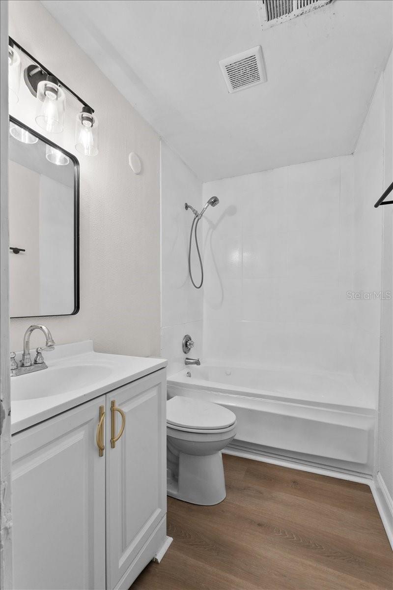 Image 37 of 58 For 405 7th Avenue