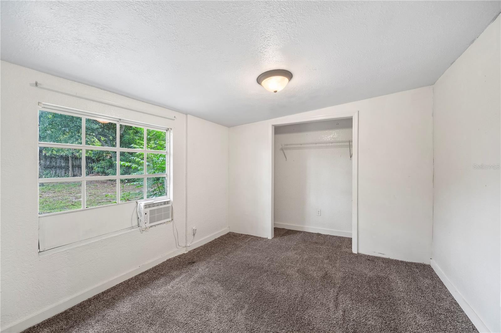 Image 11 of 27 For 1133 Bryn Mawr Avenue