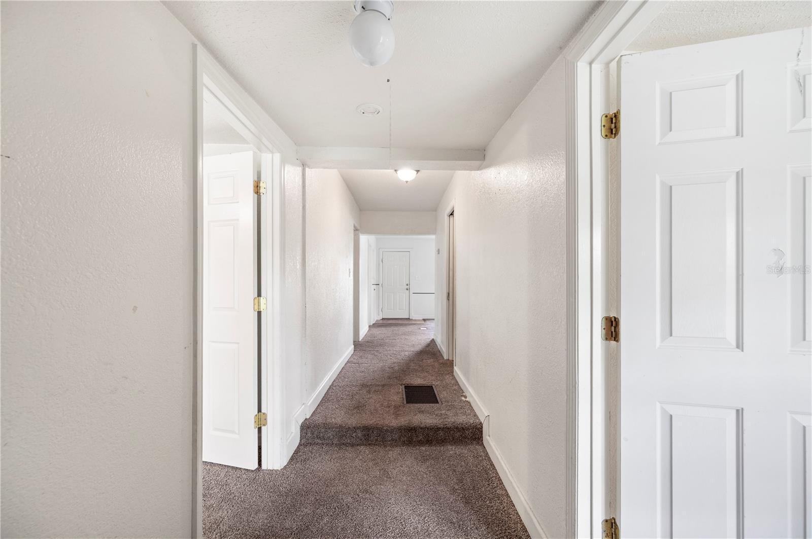 Image 13 of 27 For 1133 Bryn Mawr Avenue