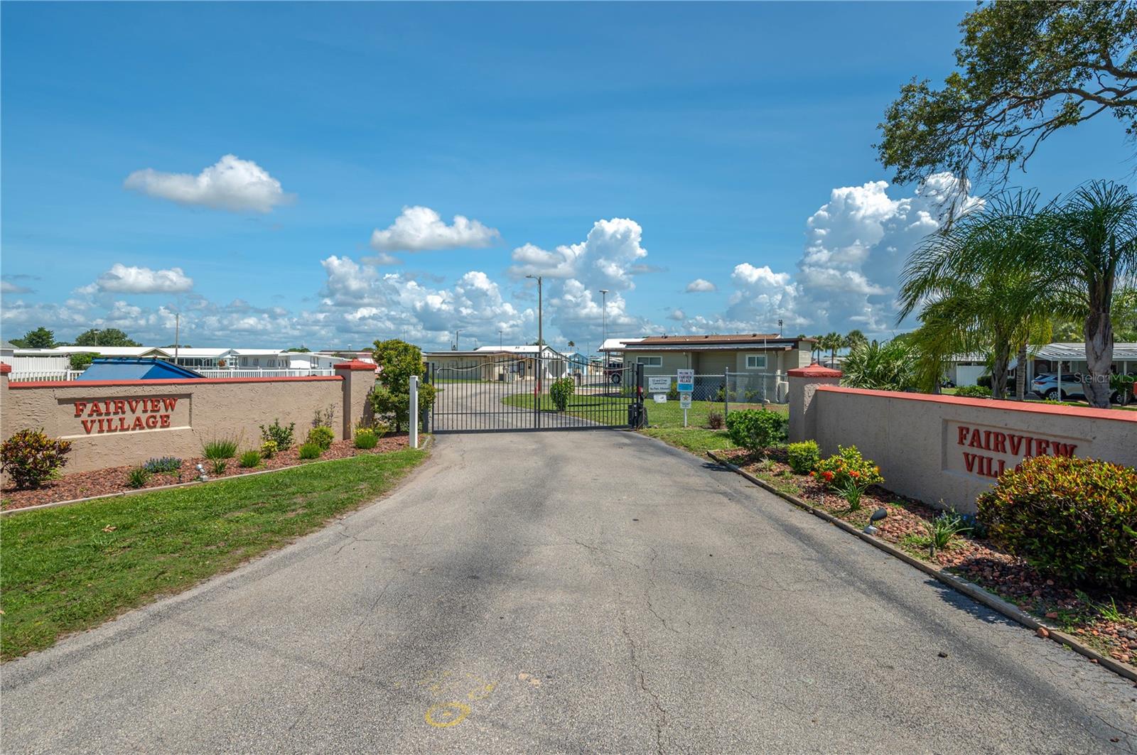 Image 27 of 27 For 7085 Fairview Village Circle