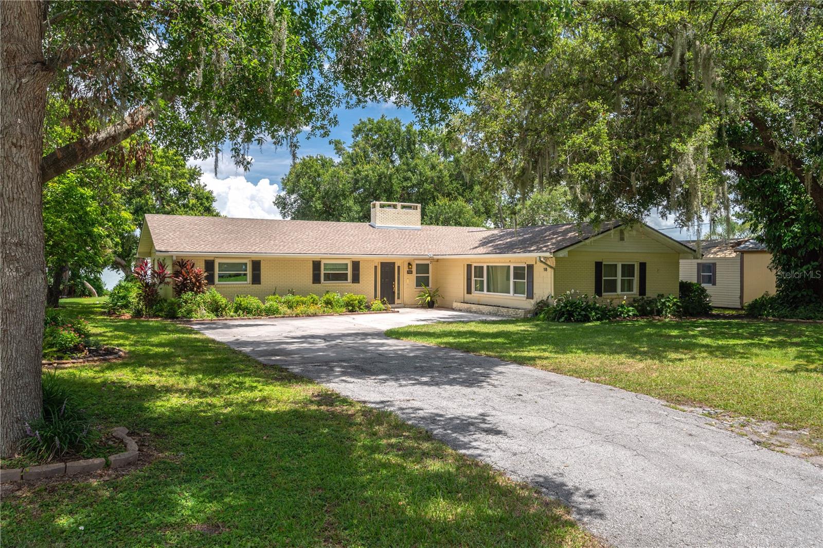 Details for 18 Aqualane Drive, WINTER HAVEN, FL 33880