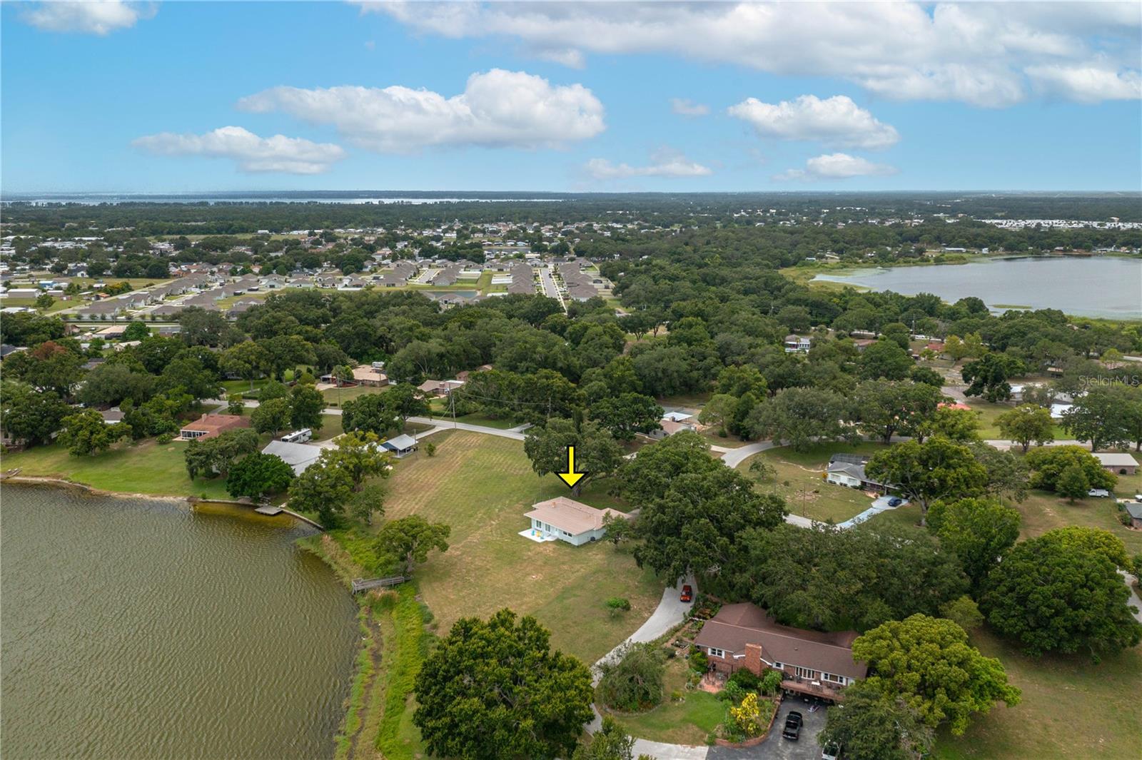 Image 10 of 42 For 21 Lake Avenue