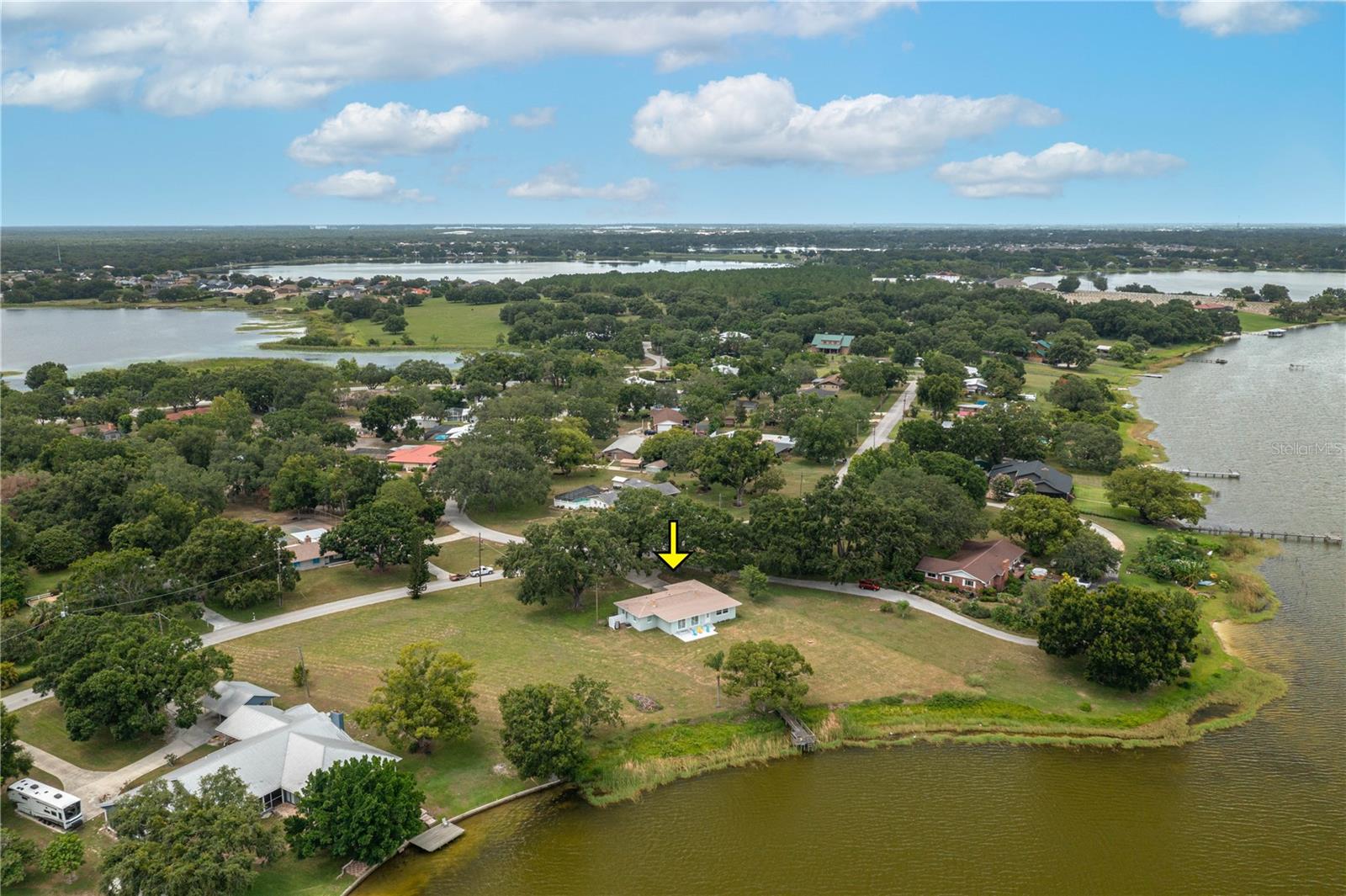 Image 7 of 42 For 21 Lake Avenue