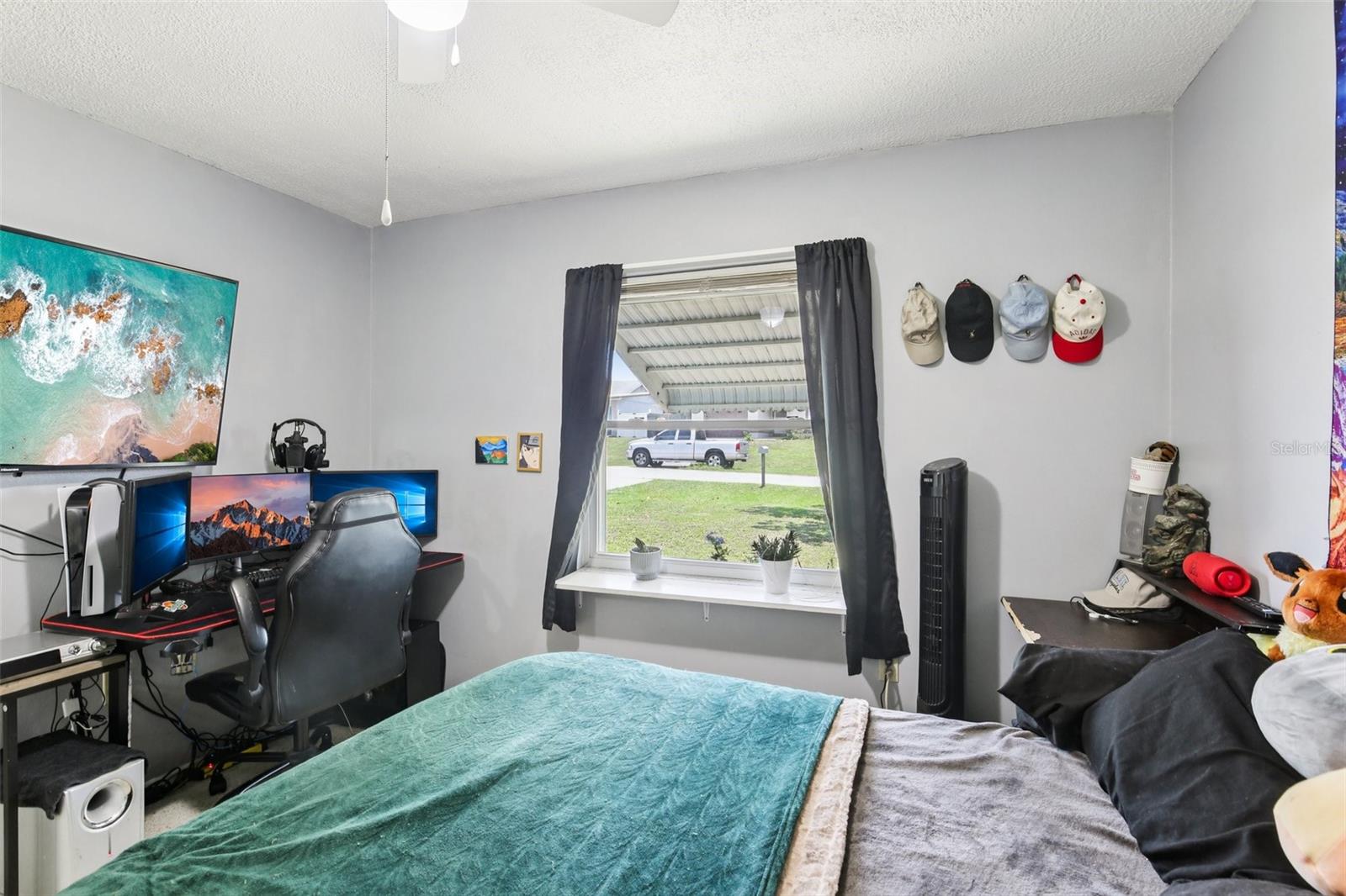 Image 17 of 40 For 3854 Feather Drive