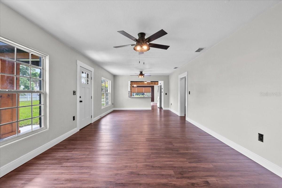 Image 10 of 49 For 504 Prado Place