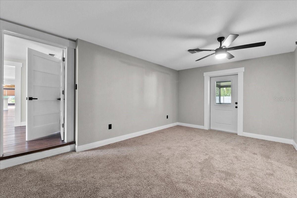 Image 17 of 49 For 504 Prado Place