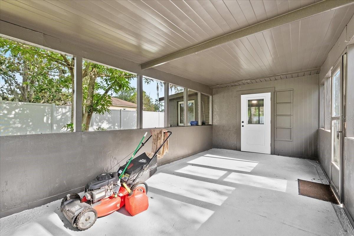 Image 38 of 49 For 504 Prado Place