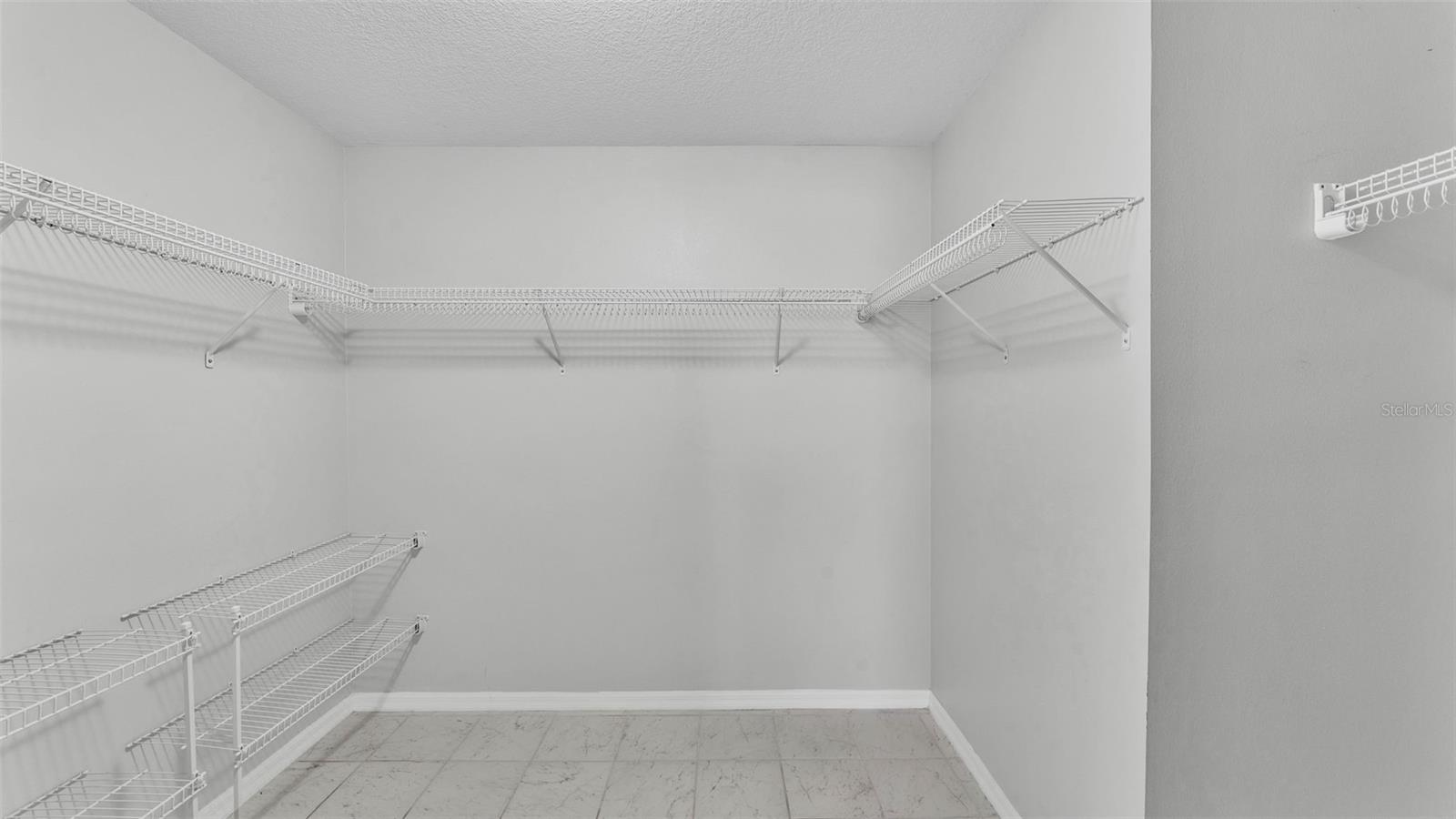 Image 27 of 58 For 6964 Lake Eaglebrooke Drive