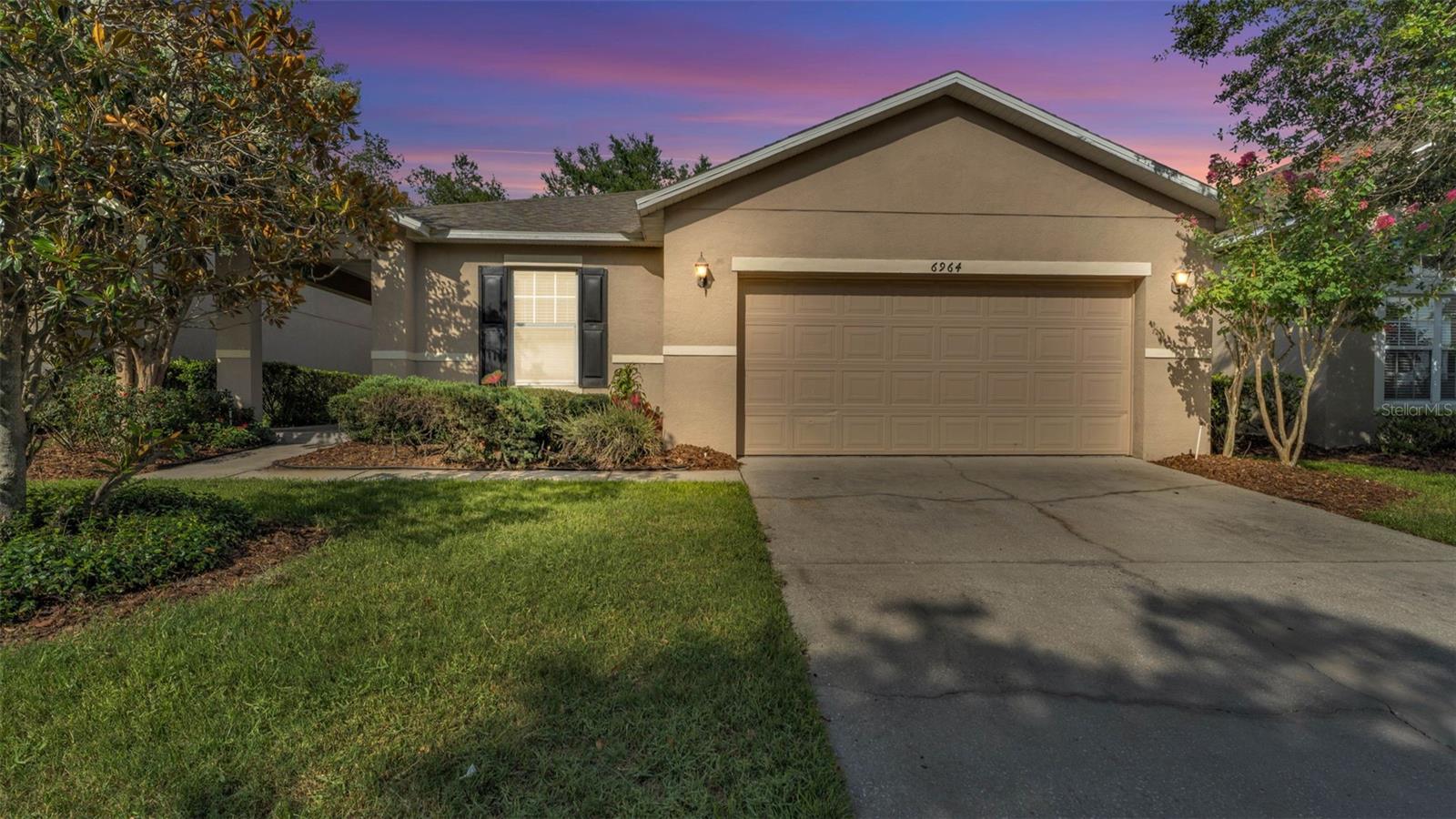 Image 37 of 58 For 6964 Lake Eaglebrooke Drive