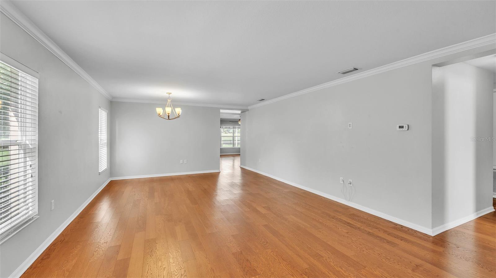 Image 5 of 58 For 6964 Lake Eaglebrooke Drive