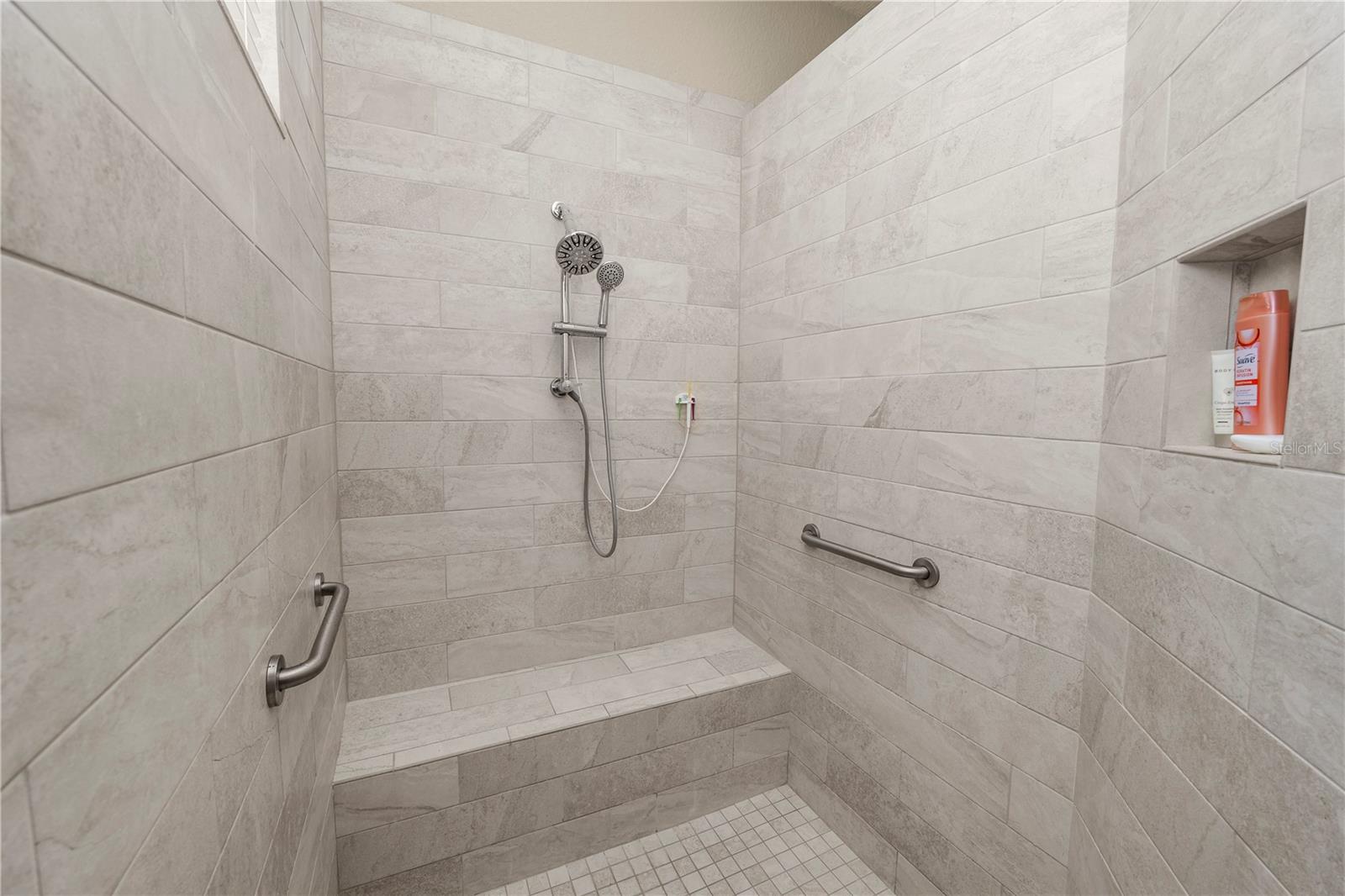 Image 13 of 45 For 1707 Laurel Glen Place
