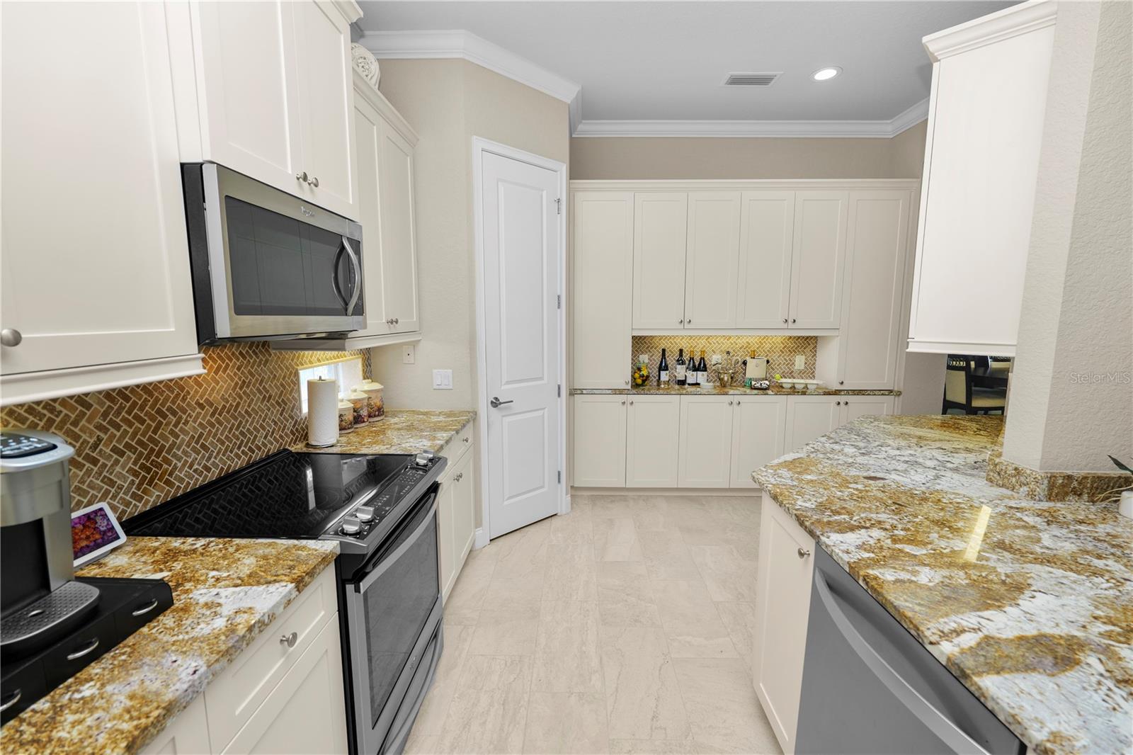 Image 33 of 45 For 1707 Laurel Glen Place
