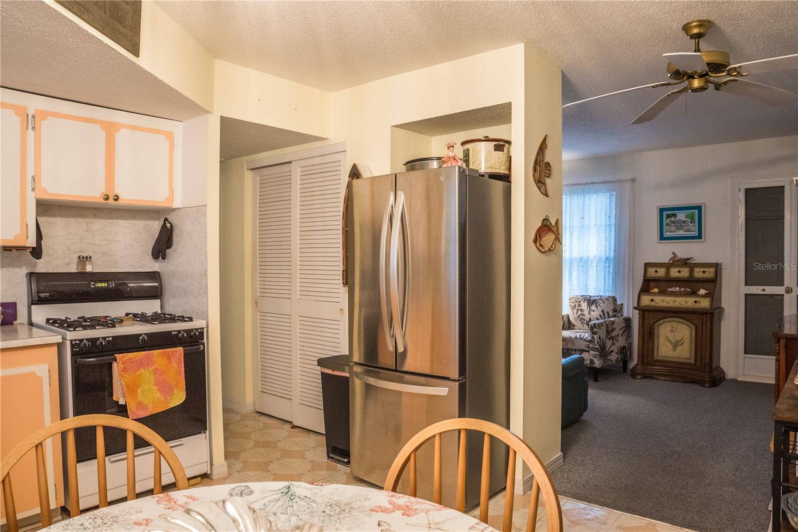 Image 6 of 21 For 7713 39th Avenue N