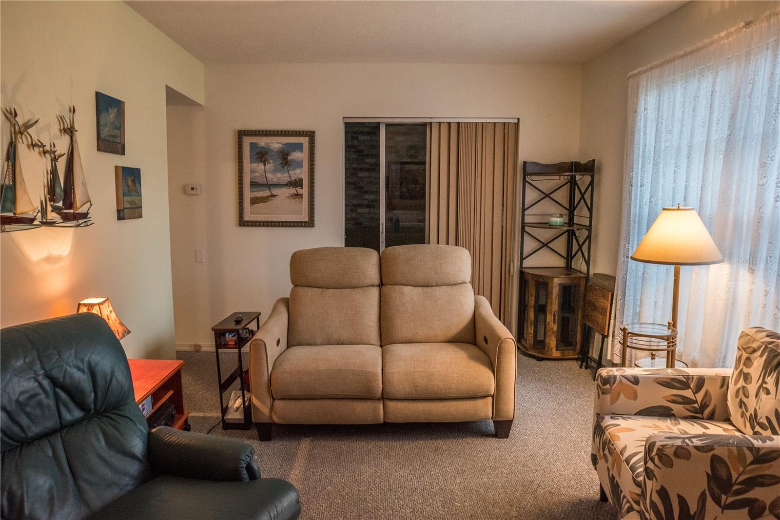 Image 9 of 21 For 7713 39th Avenue N