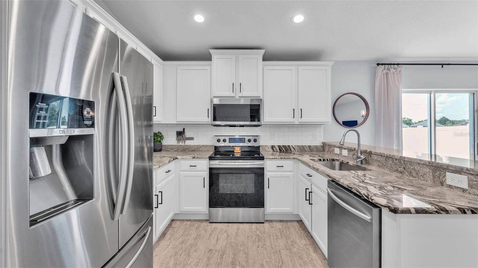 Image 12 of 38 For 3739 Peregrine Way