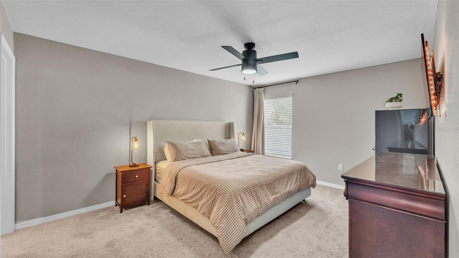 Image 15 of 38 For 3739 Peregrine Way